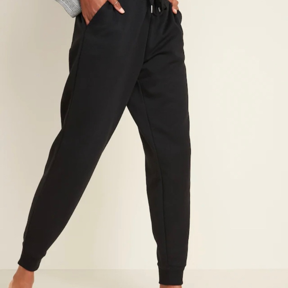 NWT Old Navy Jogger Pants